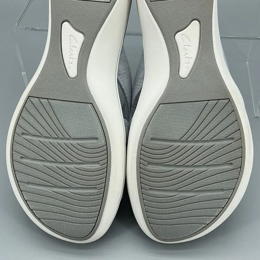 Clark’s Women’s Breeze Rae Cam Thong Slip on Sandals Light Grey Size 9M
